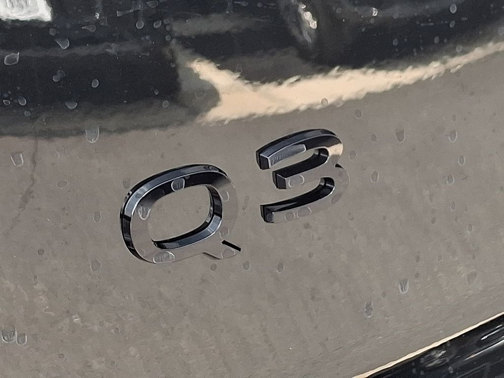 Thumbnail: 2026 Audi Q3 - 23