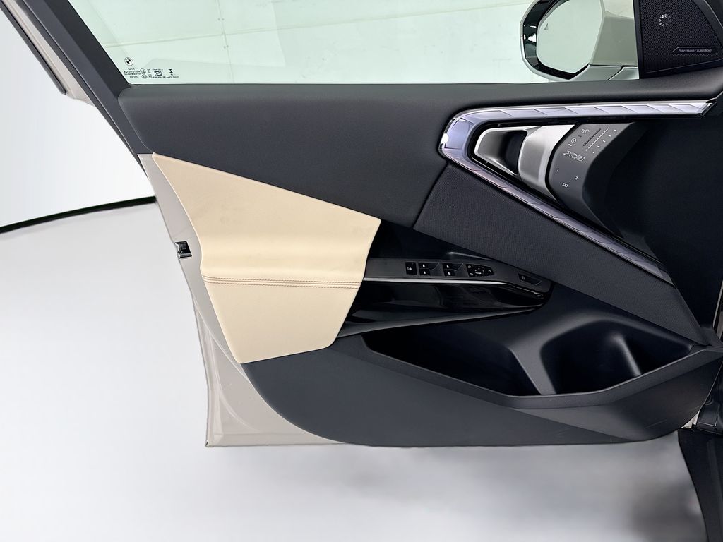 Thumbnail: 2026 BMW X3 - 23