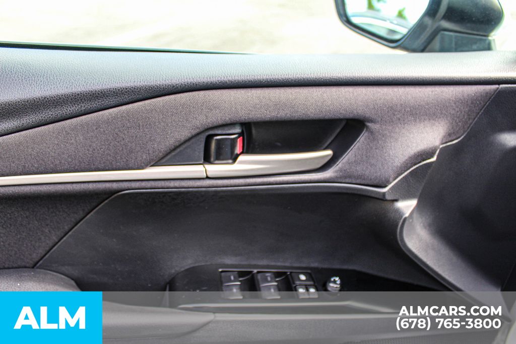 Used 2025 Silver Toyota LE image 37