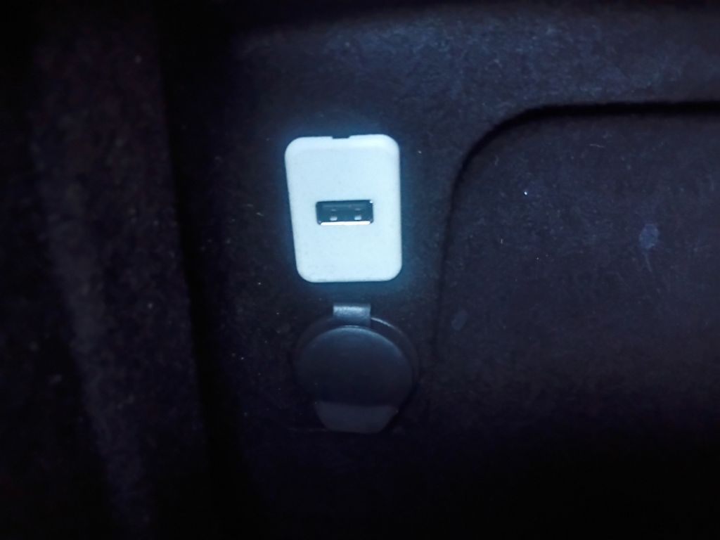 Used Car 2012 Chevrolet Suburban 1500  Lt For Sale Under $12,000 In Austin, Texas