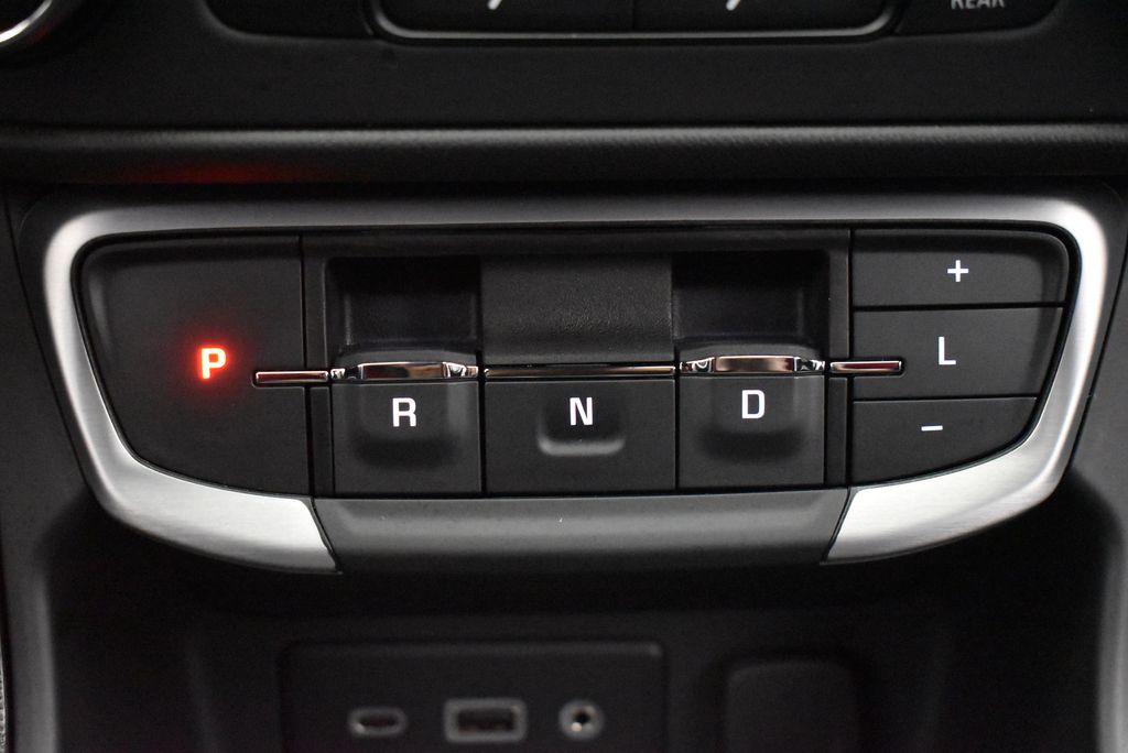 2024 GMC Terrain SLE 28
