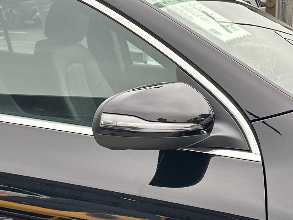 Thumbnail: 2025 Mercedes-Benz GLA - 16