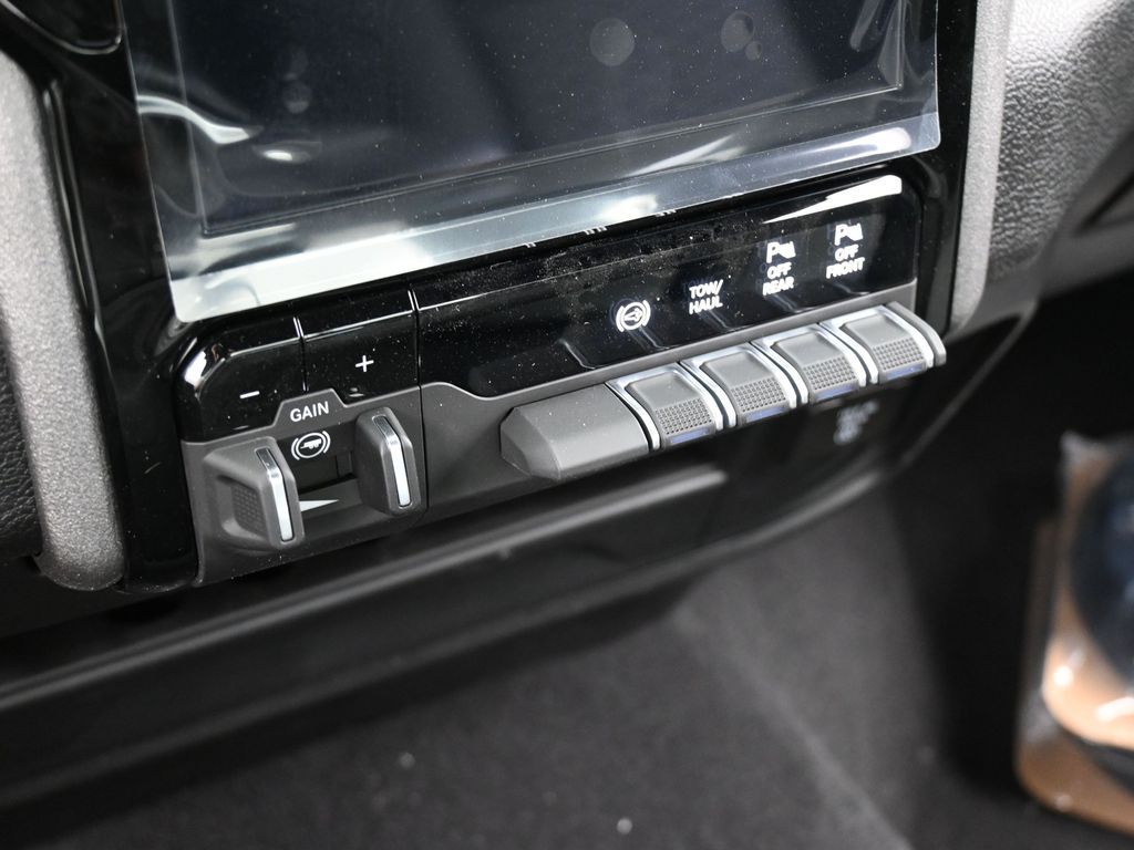 New 2026 Diamond Black Crystal Pearlcoat Ram Tradesman image 21