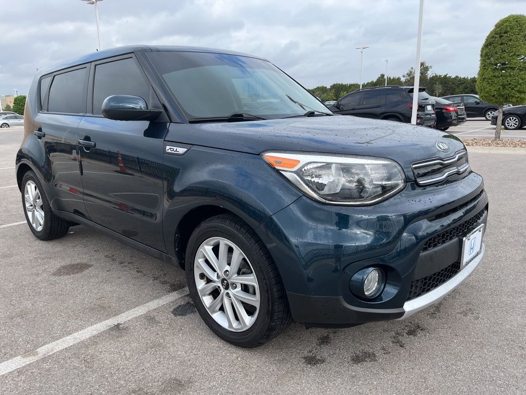 Thumbnail: 2017 Kia Soul - 3