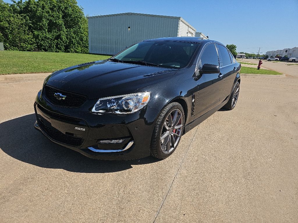 Phantom Black Metallic 2017 Chevrolet SS RWD Sedan Rear-Wheel Drive 6-Speed Automatic