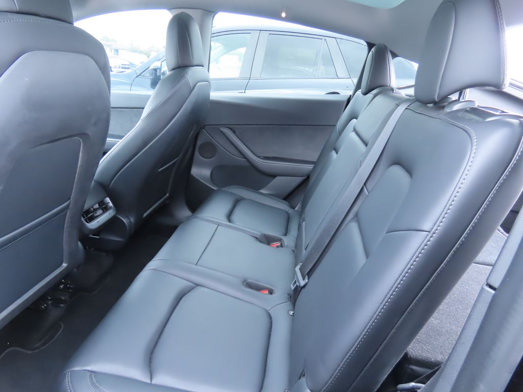 Thumbnail: 2022 Tesla Model Y - 11