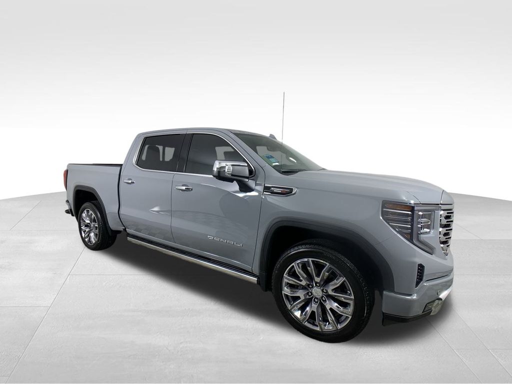 2025 GMC Sierra 1500 Denali 8