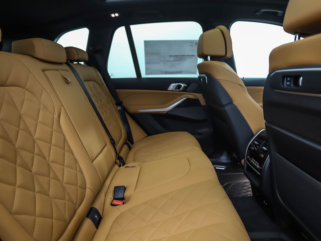 Thumbnail: 2026 BMW X5 - 26