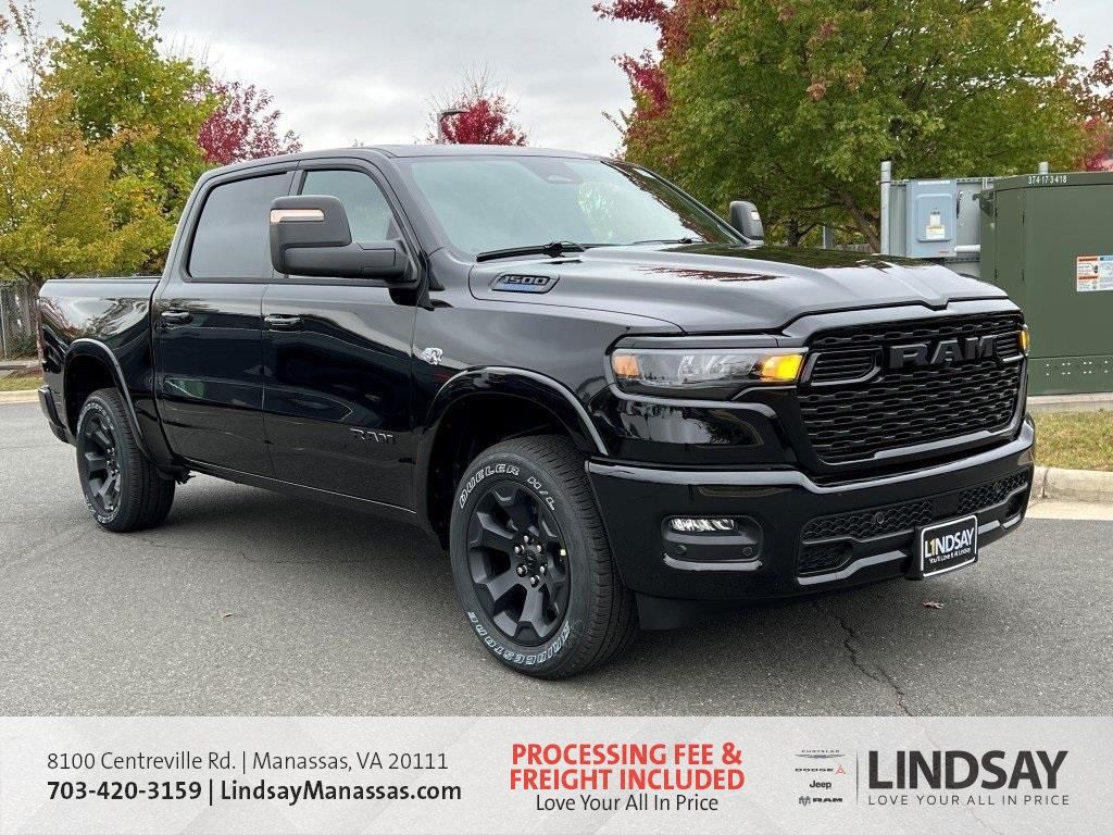 Diamond Black Crystal Pearlcoat 2026 RAM 1500 Big Horn Crew Cab 4WD Pickup Truck Four-Wheel Drive 8-Speed Automatic