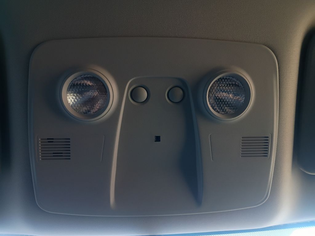 Used Car 2013 Chevrolet Traverse  Lt For Sale Under $10,000 In Austin, Texas