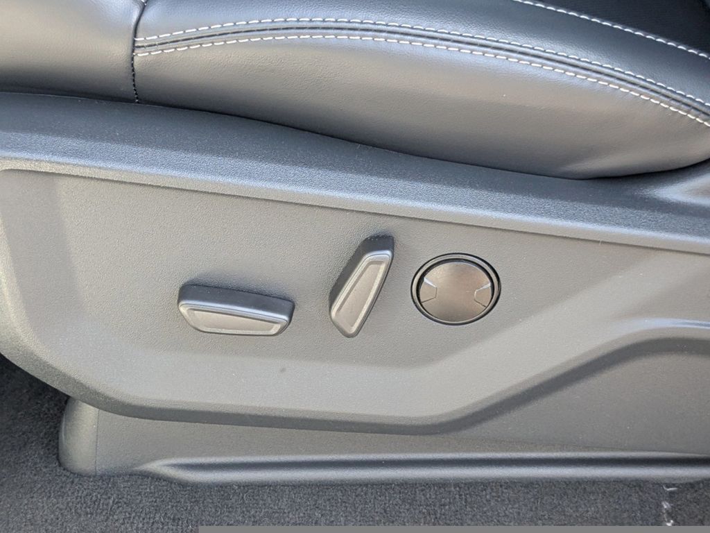 2025 Ford Expedition Platinum MAX