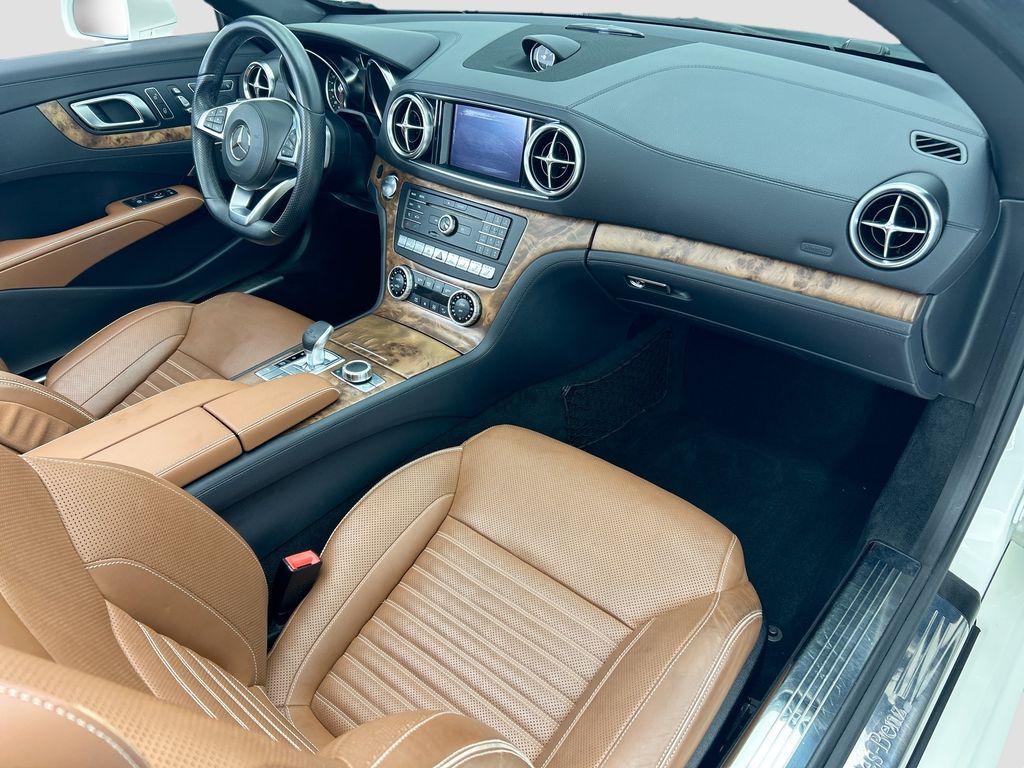 Thumbnail: 2017 Mercedes-Benz SL-Class - 16