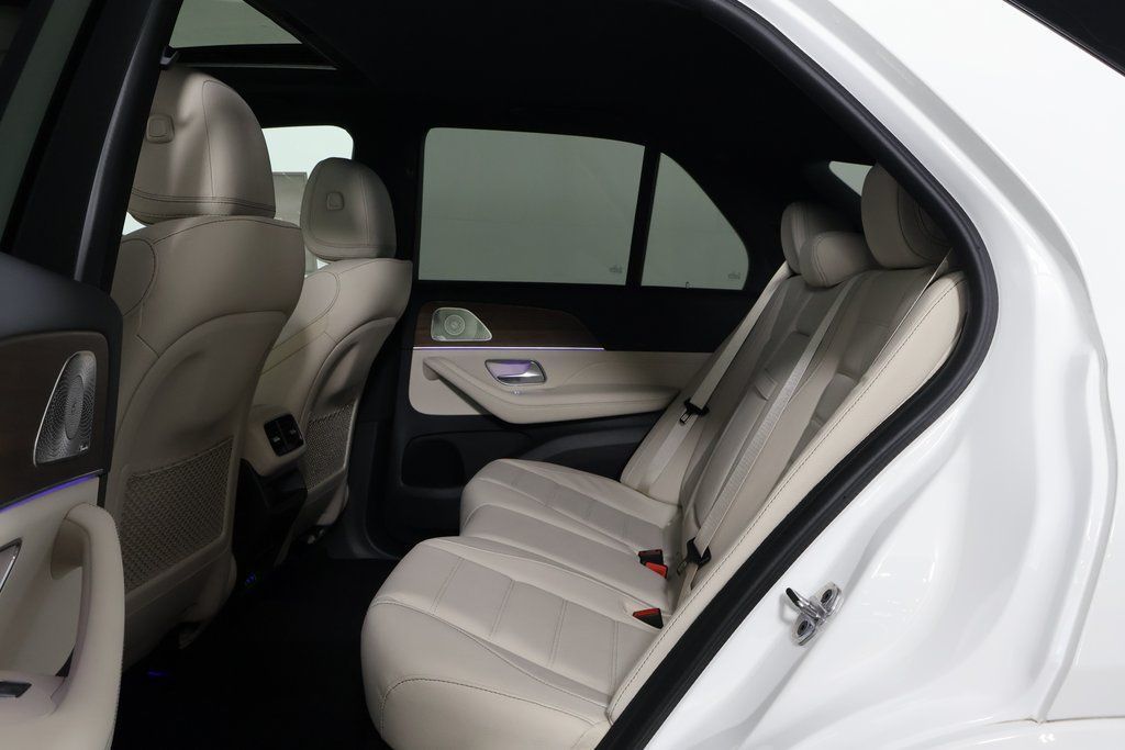 Thumbnail: 2025 Mercedes-Benz GLE - 6