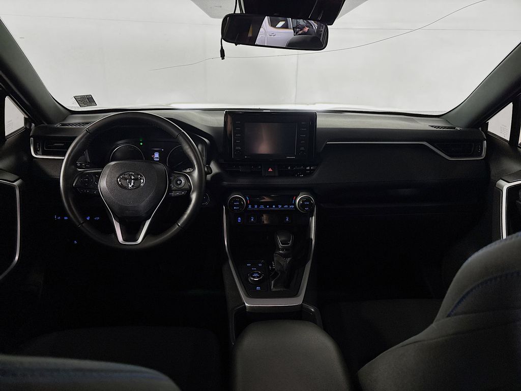 2022 Toyota RAV4 Hybrid SE
