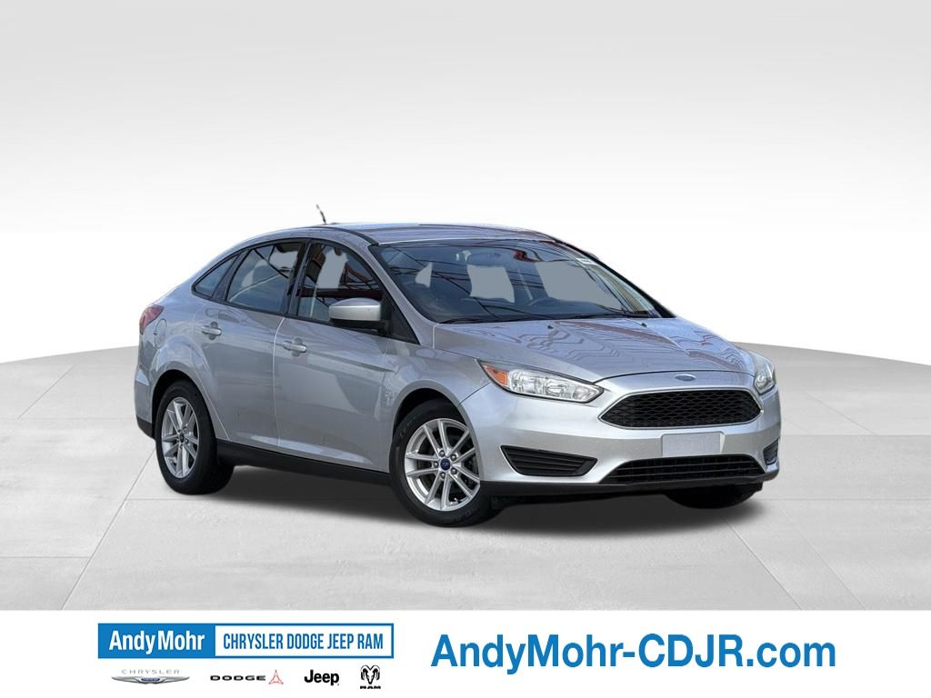 Ingot Silver 2018 Ford Focus SE Sedan Front-Wheel Drive 6-Speed Automatic