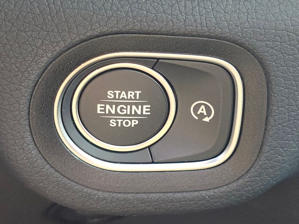 Certified Used 2026 Silver Mercedes-Benz GLE 350 image 40