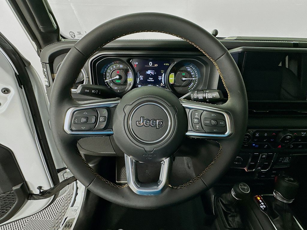 Thumbnail: 2024 Jeep Wrangler - 11