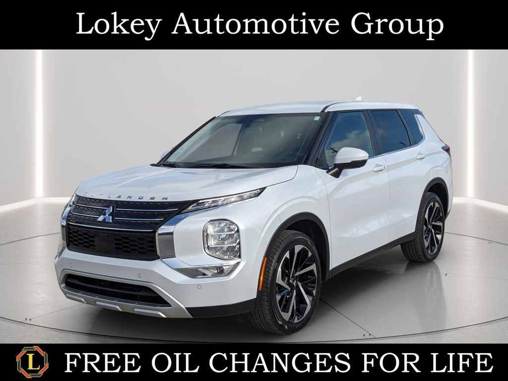 2024 Mitsubishi Outlander SE FWD