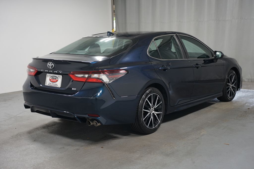 2021 Toyota Camry SE 8