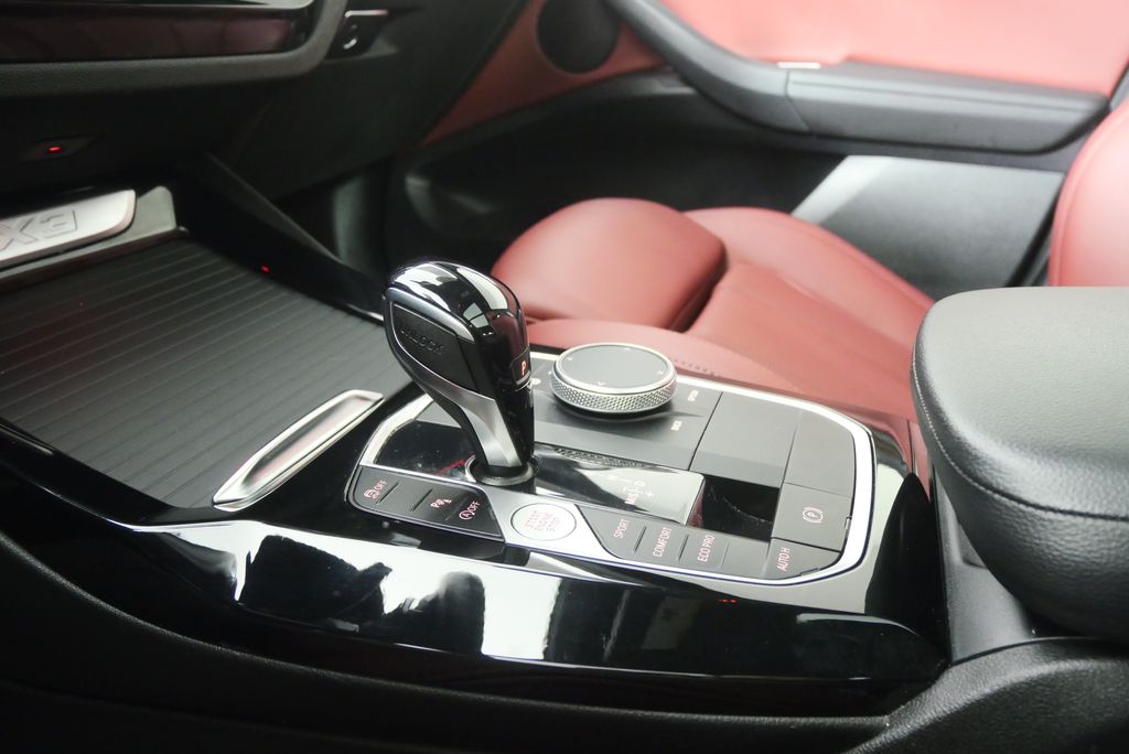 Thumbnail: 2023 BMW X3 - 23