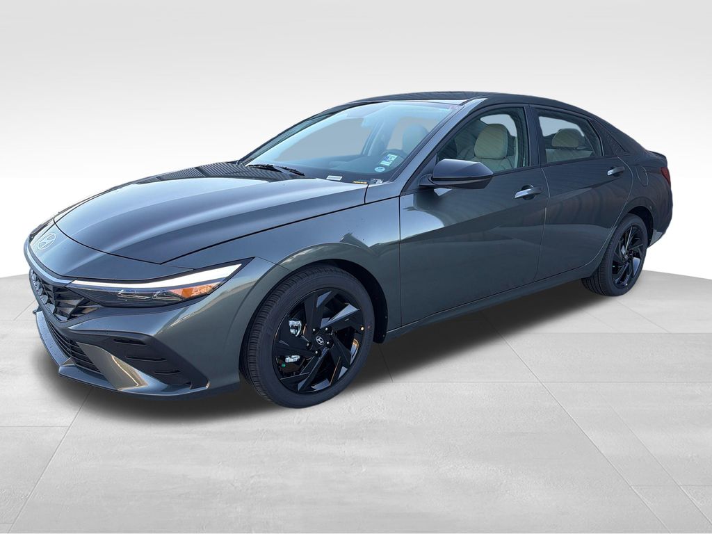 Amazon Gray 2026 Hyundai Elantra Sedan Front-Wheel Drive Continuously Variable Transmission