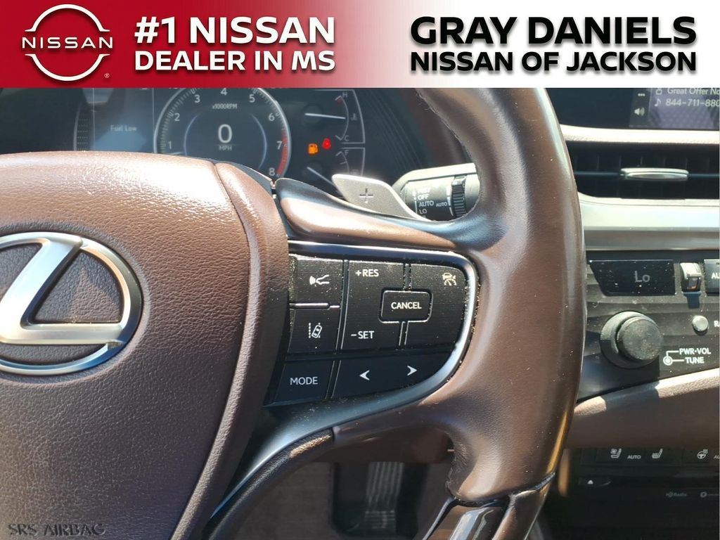 Used 2020 Lexus ES Sedan