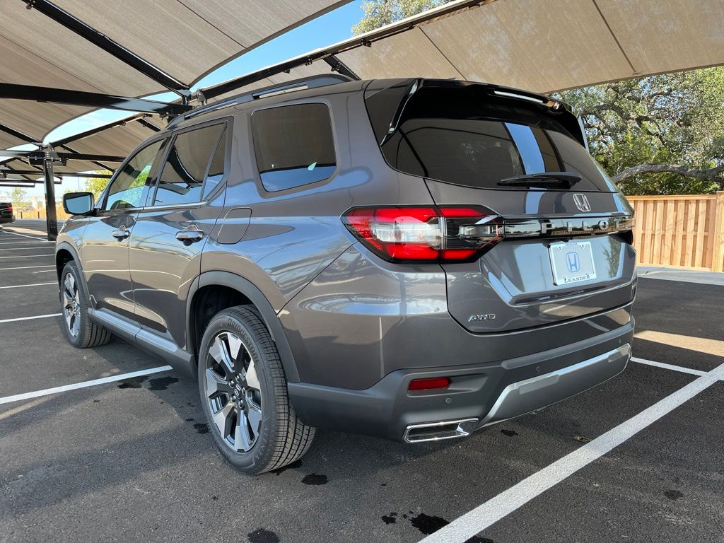Thumbnail: 2026 Honda Pilot - 4