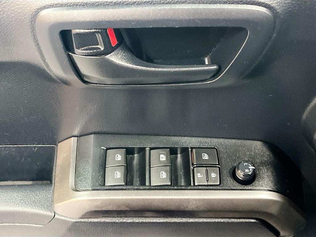 Used 2019 Gray Toyota SR5 image 17