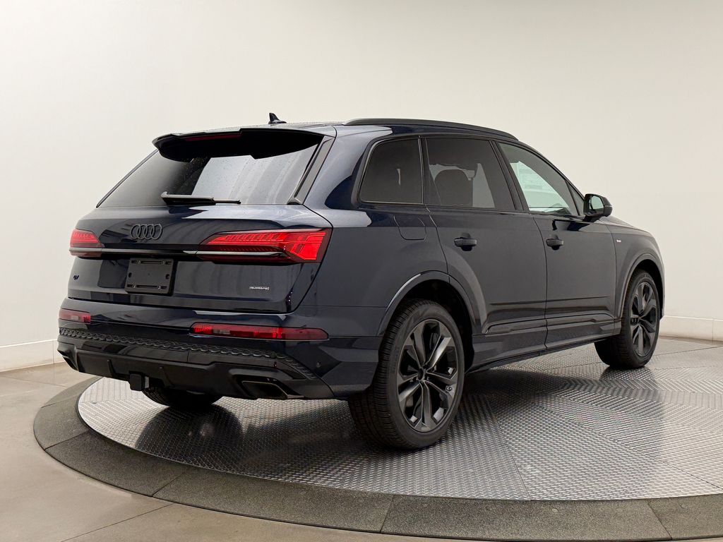 Thumbnail: 2026 Audi Q7 - 6