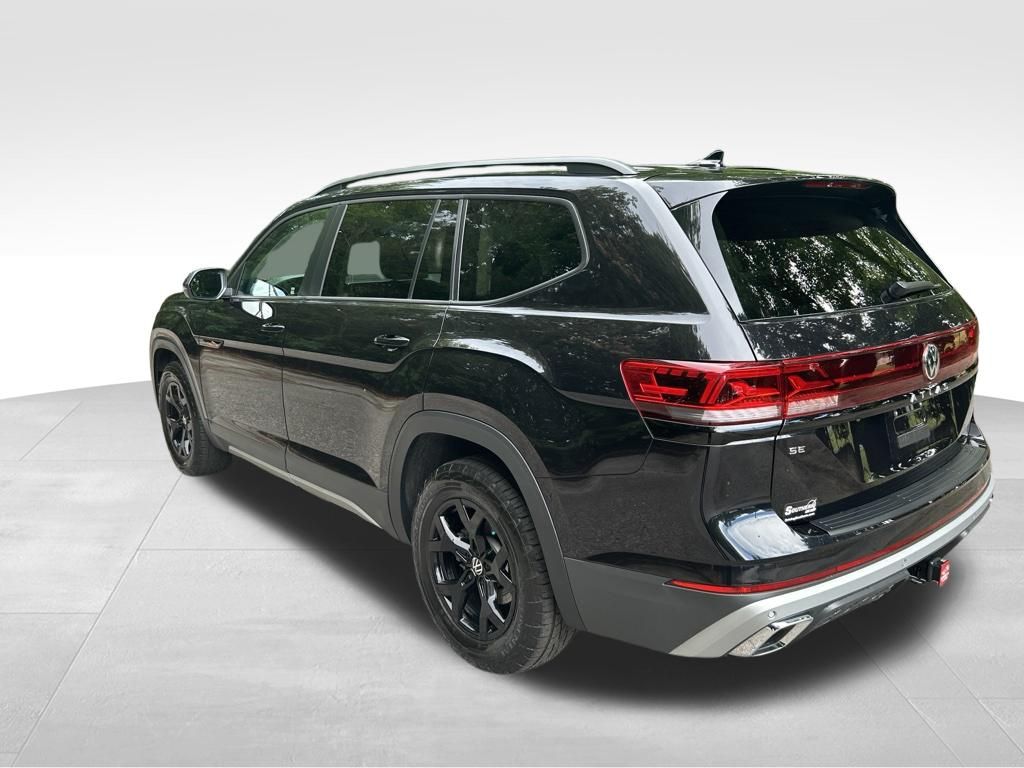 Used 2024 Black Volkswagen 2.0T Peak Edition SE w/Technology image 3