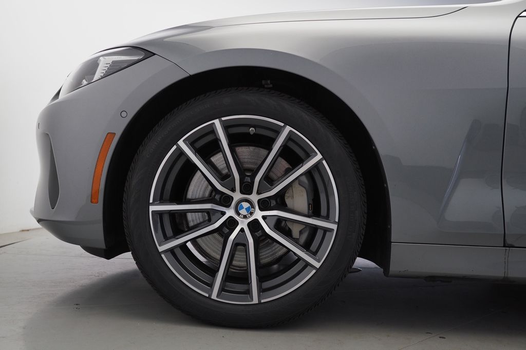 Thumbnail: 2025 BMW 4 Series - 11