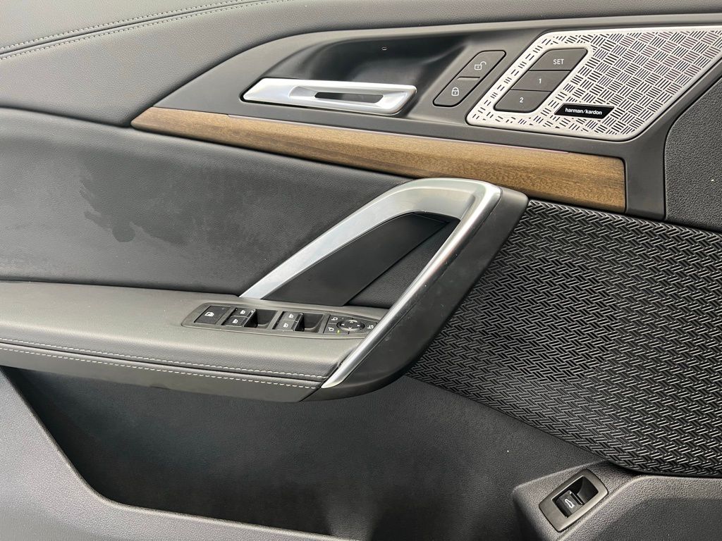 Thumbnail: 2025 BMW X1 - 20