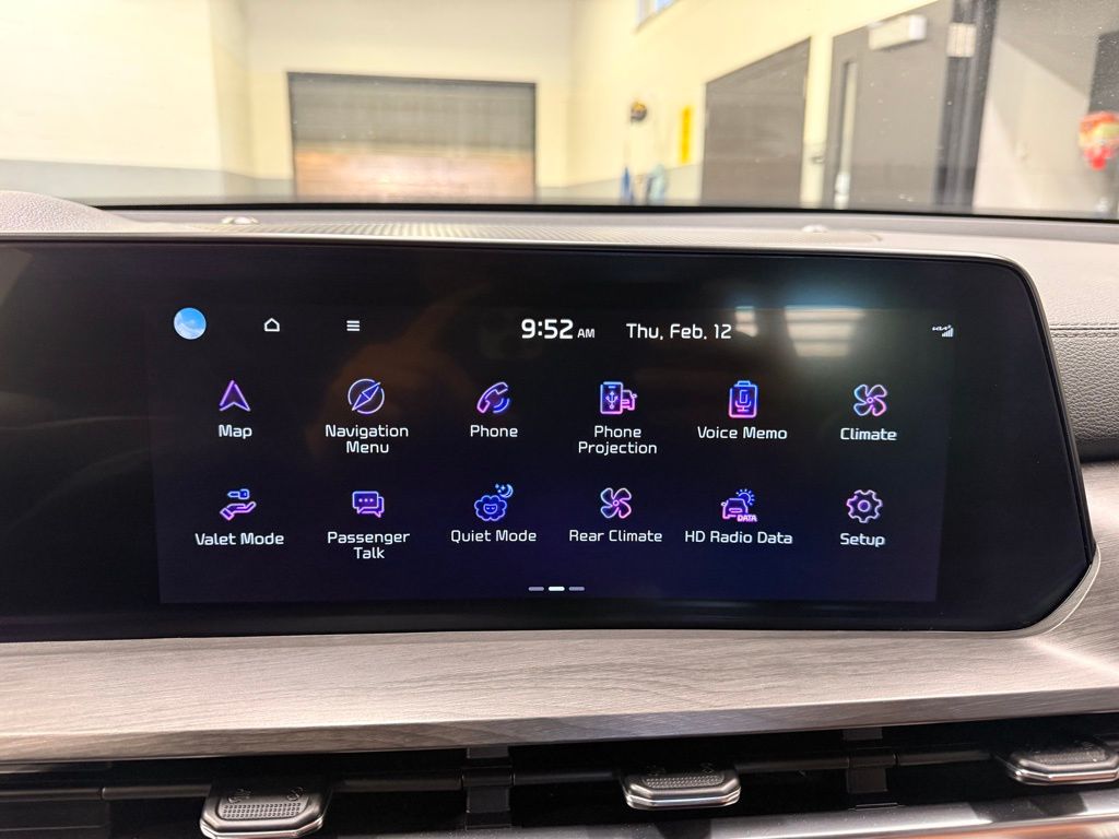 Thumbnail: 2023 Kia Telluride - 16