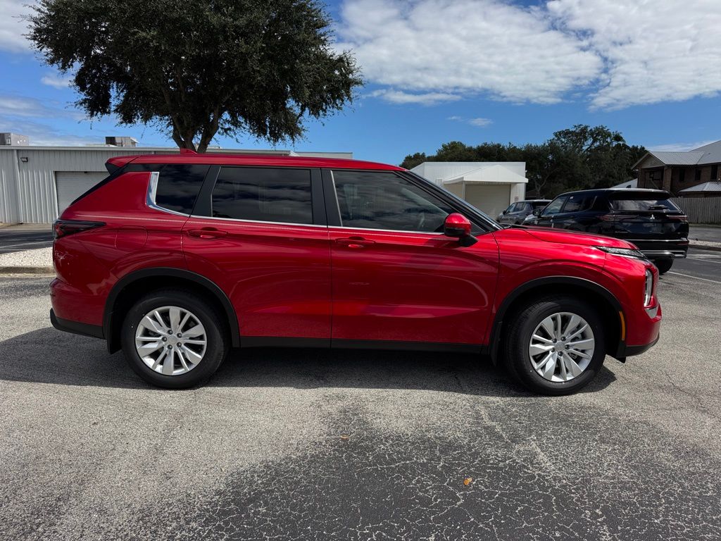 New 2025 Mitsubishi Outlander SUV