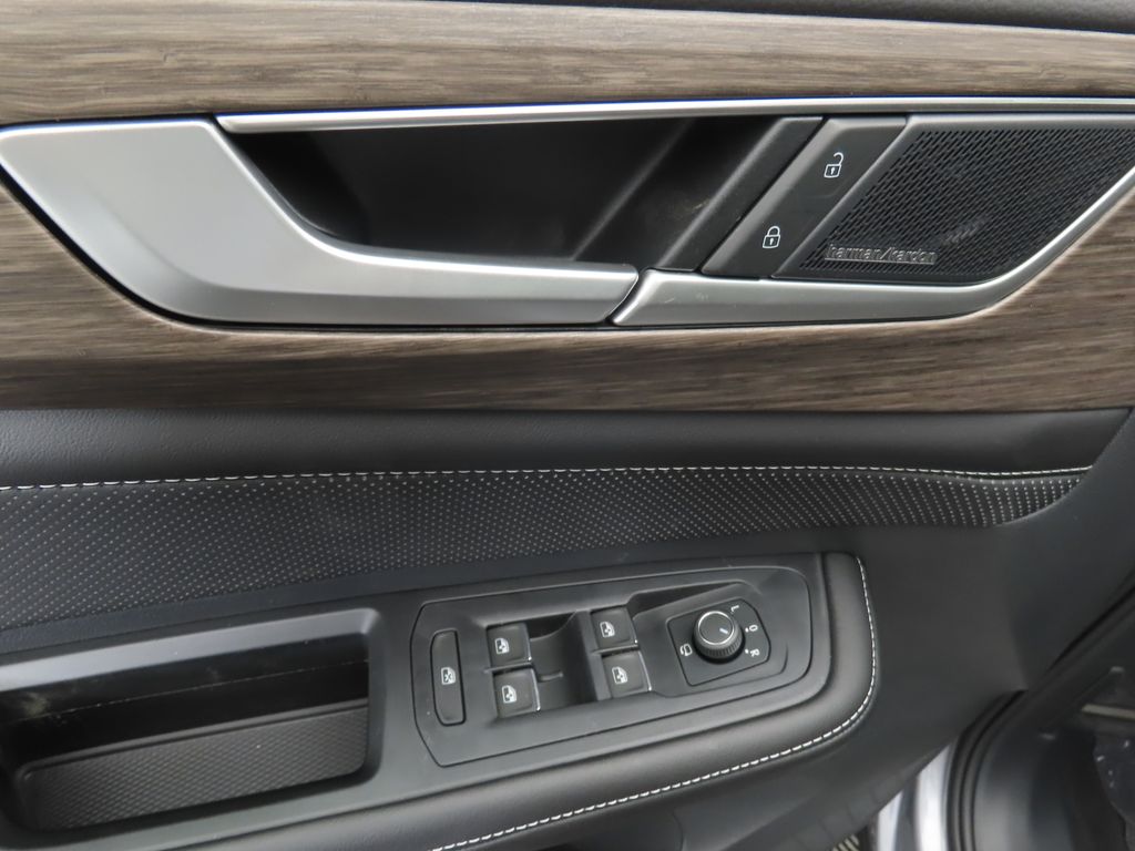 Thumbnail: 2025 Volkswagen Atlas - 23