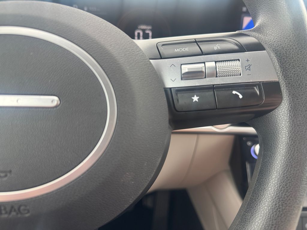 2025 Hyundai Tucson SEL Gray at Auto Express Mitsubishi