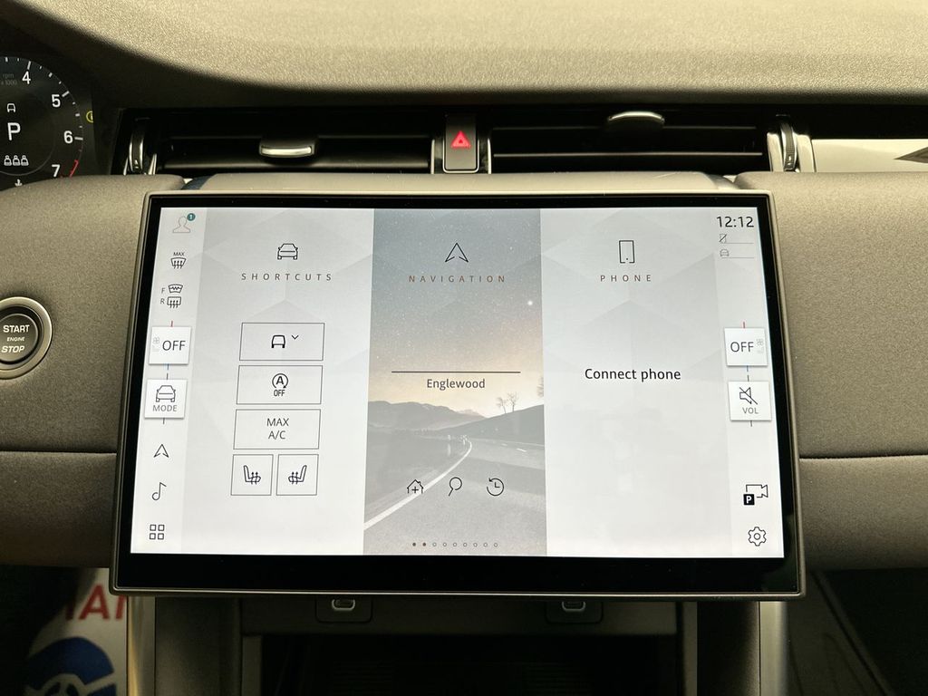 Thumbnail: 2025 Land Rover Discovery Sport - 11