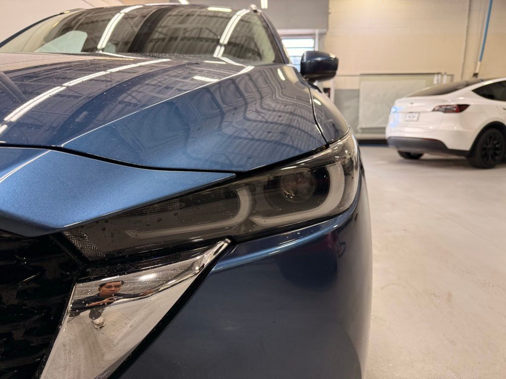 Thumbnail: 2023 Mazda CX-5 - 9