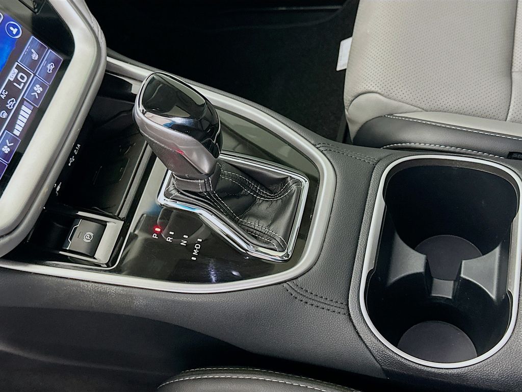 Thumbnail: 2020 Subaru Outback - 17