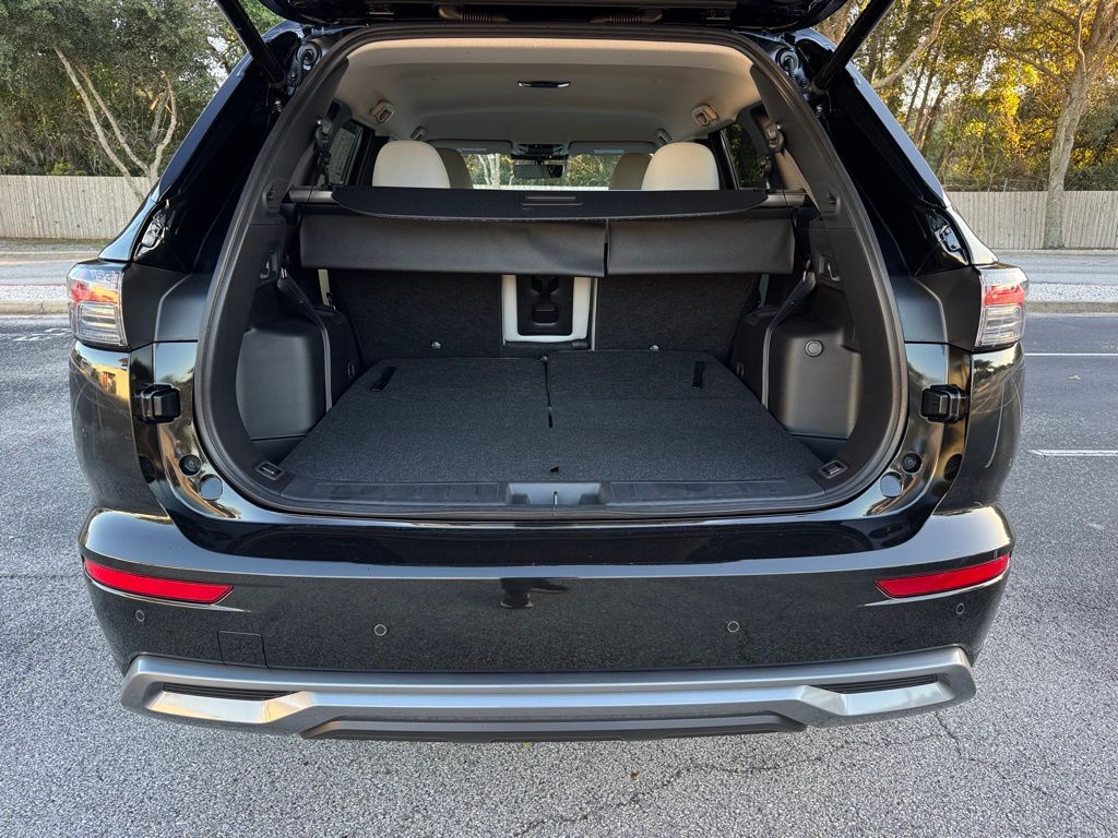 New 2025 Mitsubishi Outlander SUV