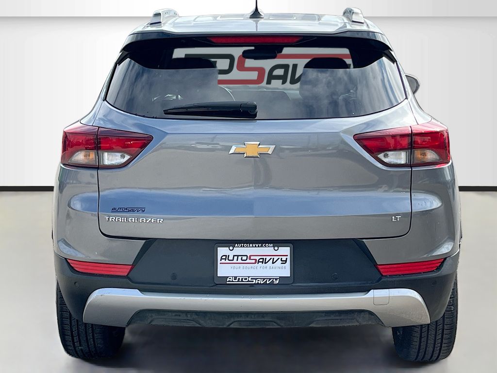 Used 2024 Gray Chevrolet LT image 6