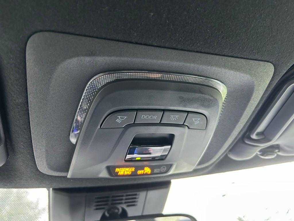 2024 Toyota Corolla SE 27