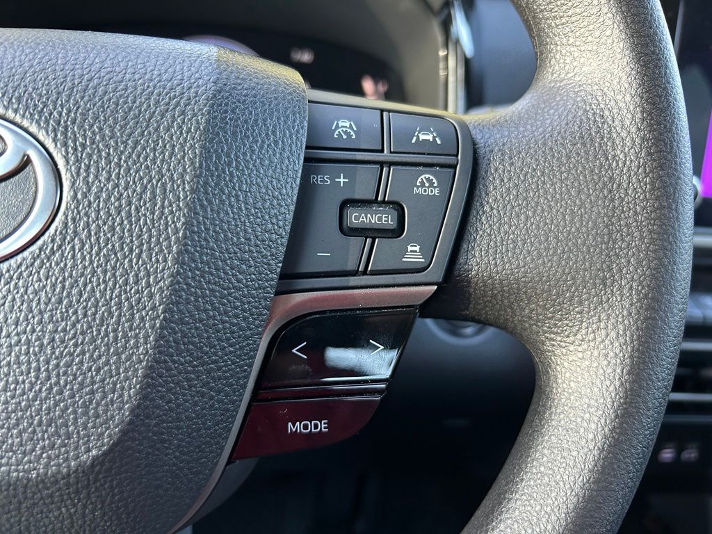 Thumbnail: 2025 Toyota Camry - 20
