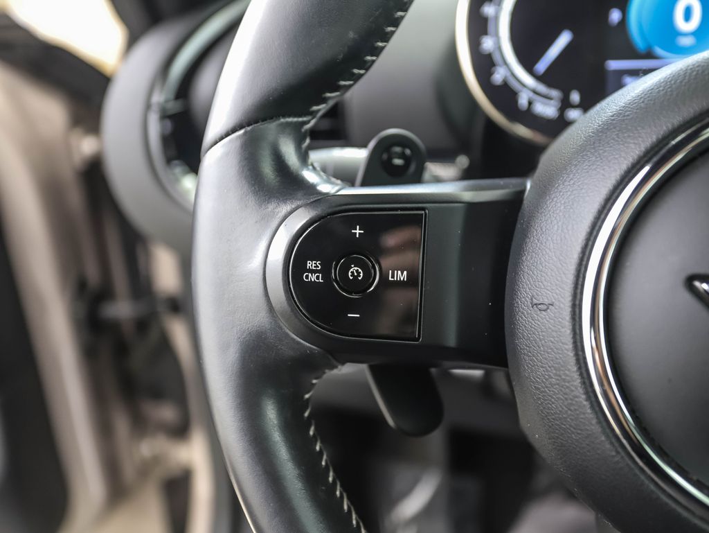 Thumbnail: 2023 MINI Cooper Clubman - 12