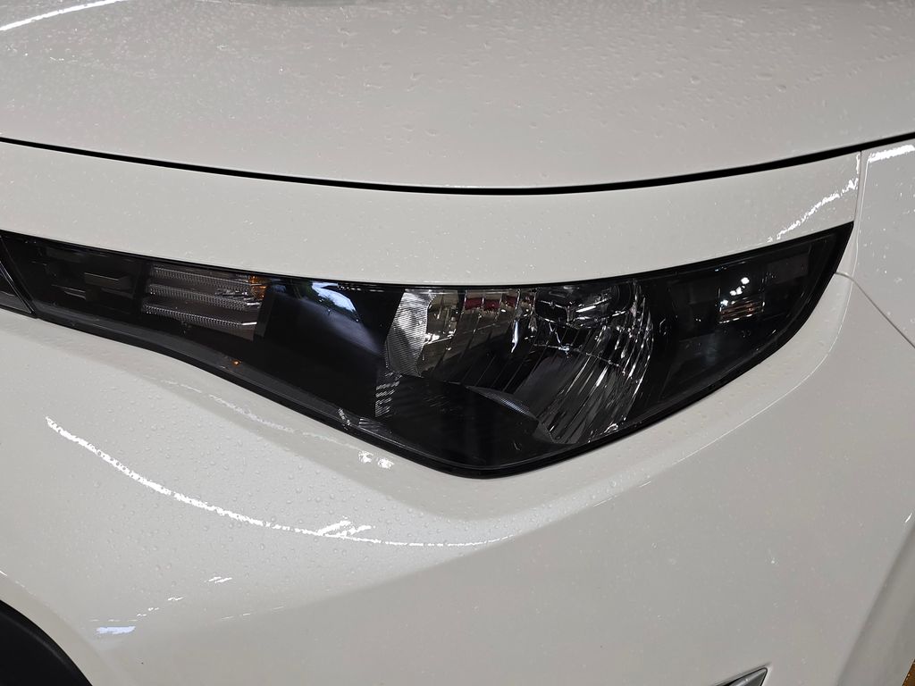 2023 Kia Soul LX photo 12