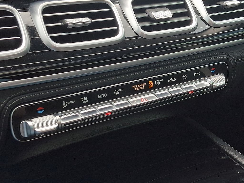 Thumbnail: 2024 Mercedes-Benz GLS - 17