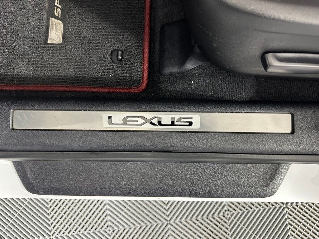 Thumbnail: 2019 Lexus RX - 18