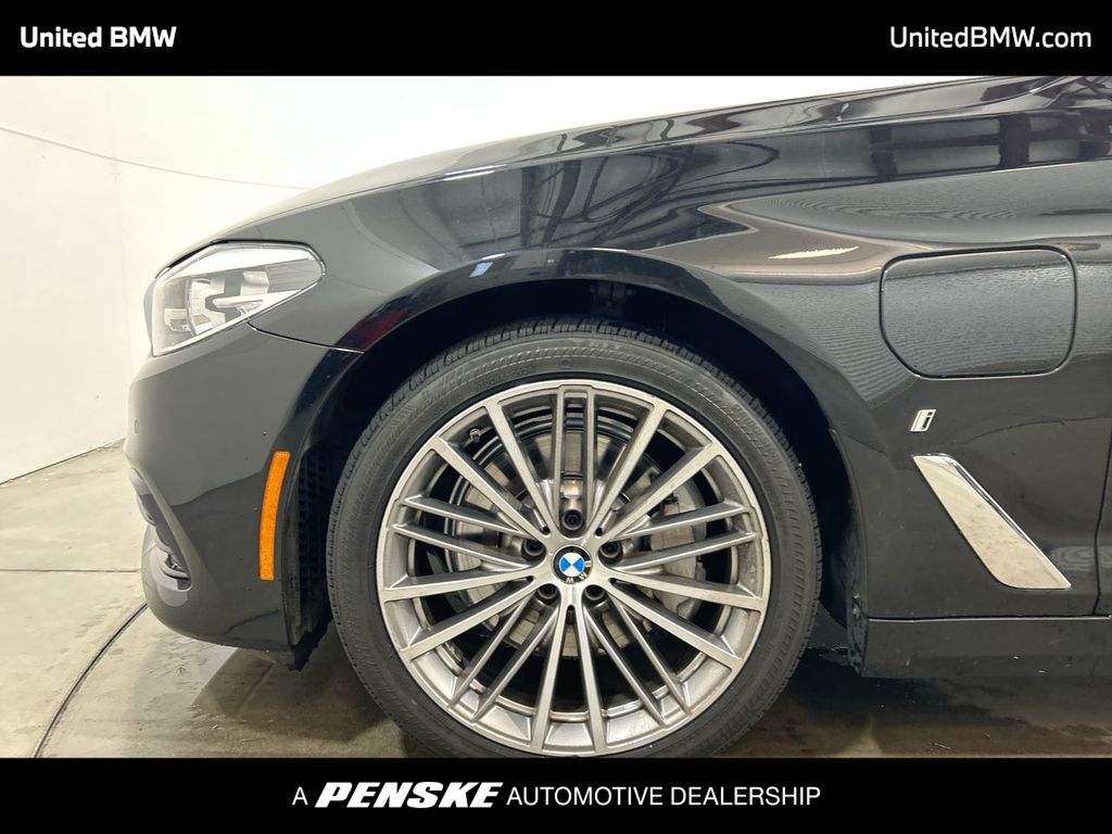 Thumbnail: 2019 BMW 5 Series - 10