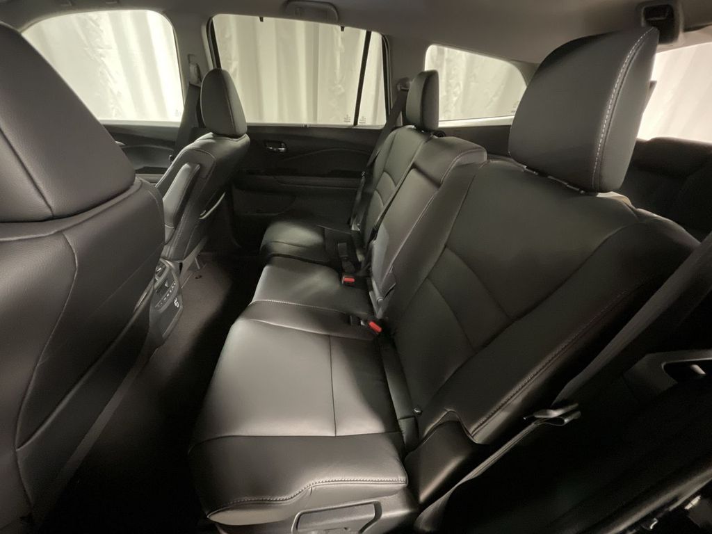 used 2022 Honda Pilot car, priced at $29,120