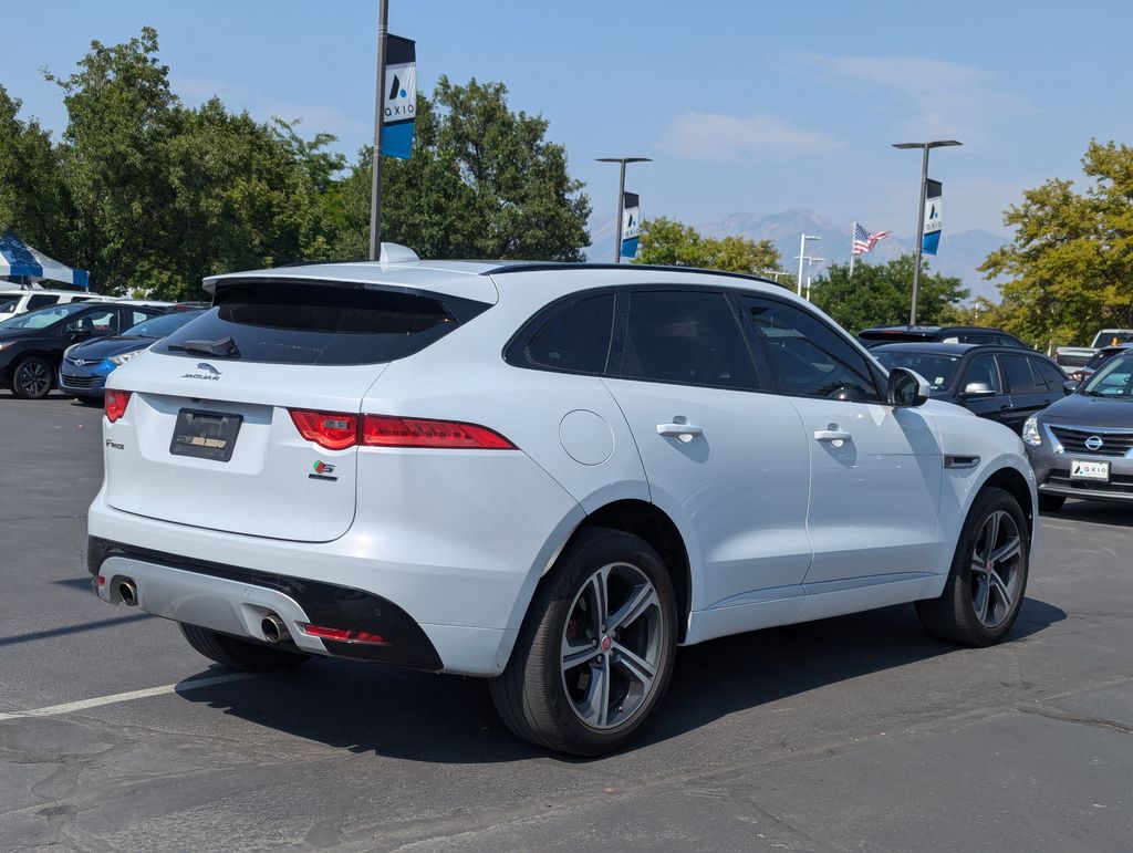 2019 Jaguar F-PACE S 4